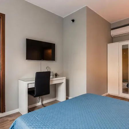Amelia 5 Bed & Breakfast Rome