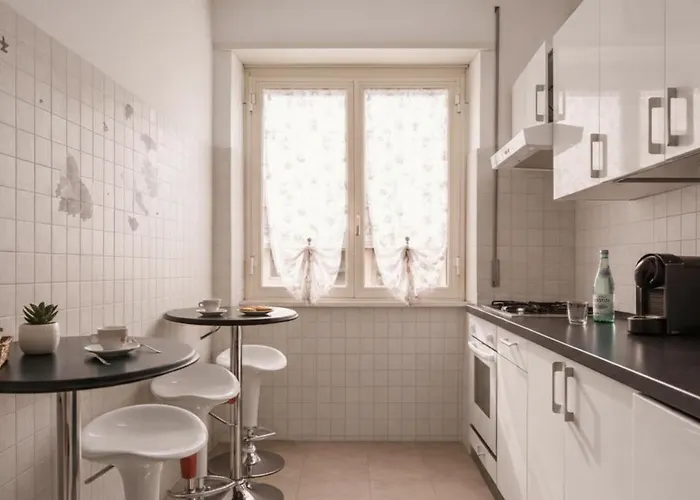 Amelia 5 Bed & Breakfast 4*